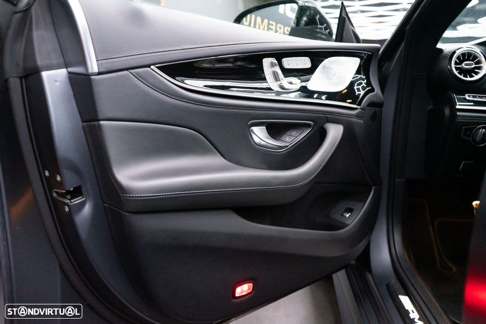 Mercedes-Benz AMG GT 53 4Matic+ - 32