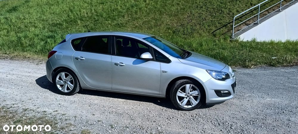 Opel Astra 1.4 Selection - 12