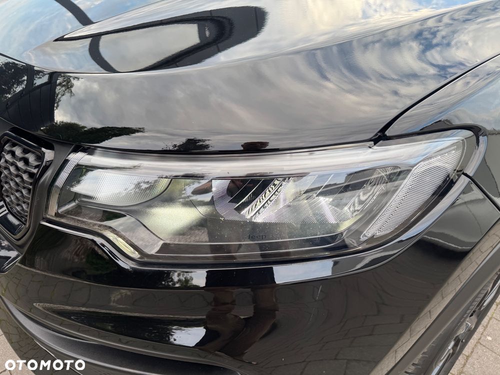 Jeep Compass 1.5 GSE T4 48V e-Hybrid Automatik Night Eagle - 36