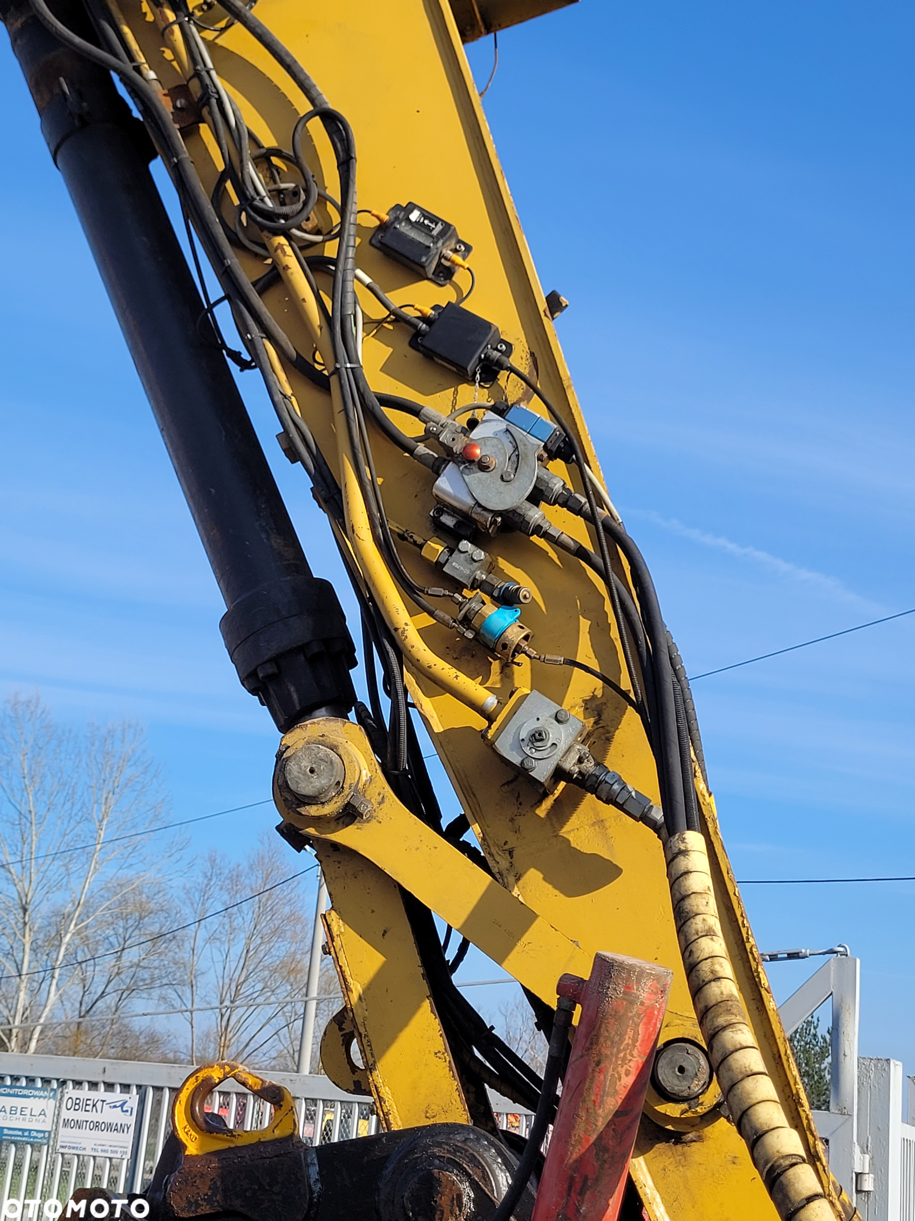Caterpillar CAT 325 D - 14