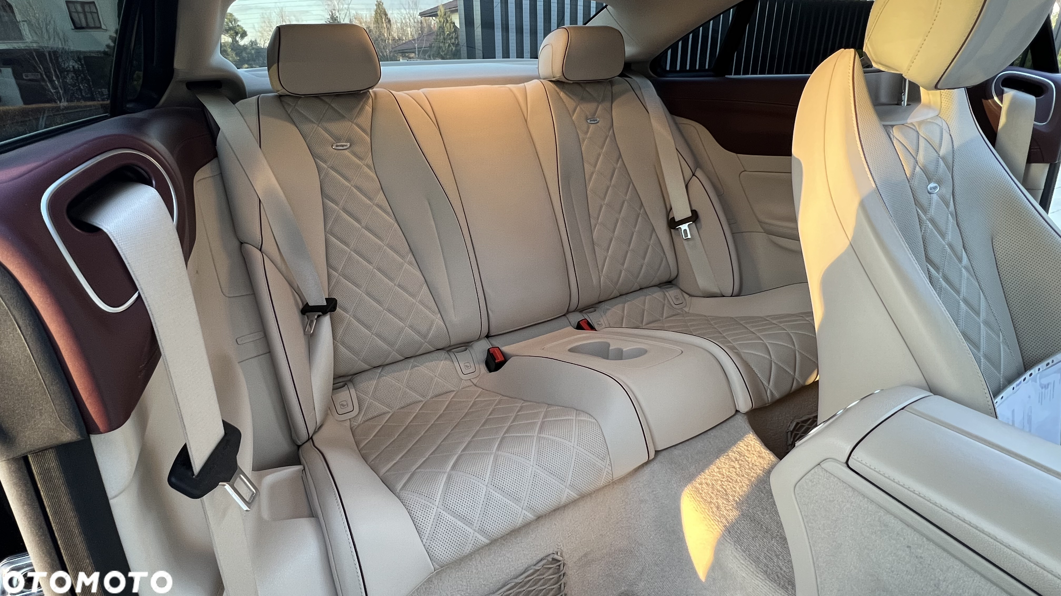 Mercedes-Benz Klasa E 300 Coupe 9G-TRONIC - 13