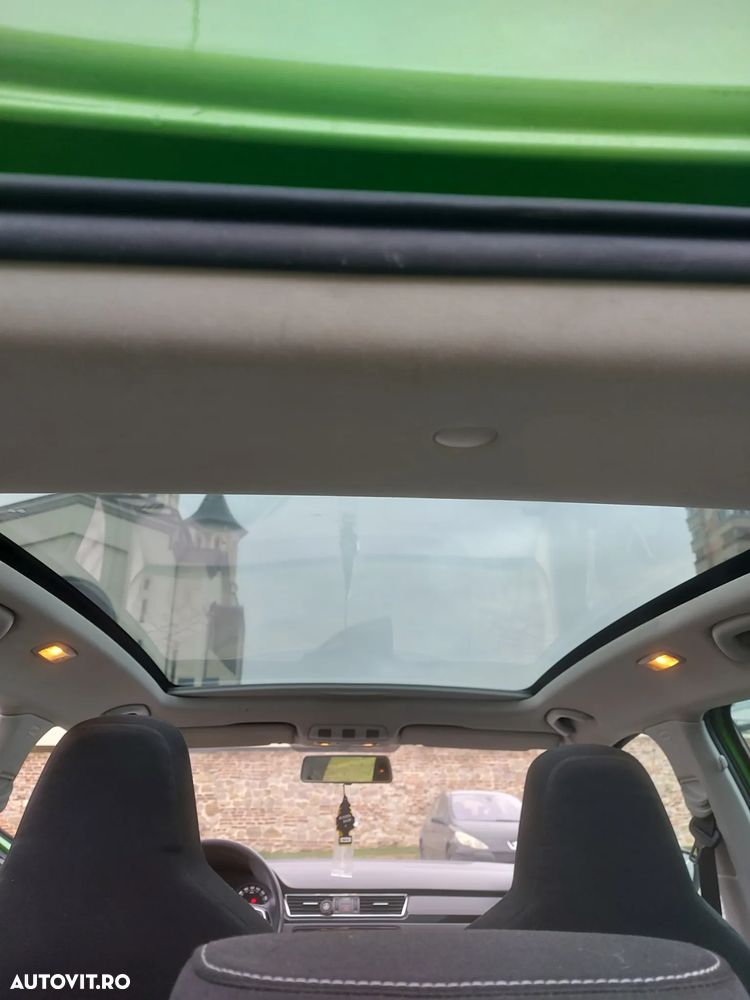 Skoda RAPID 1.2 TSI Style+ - 11