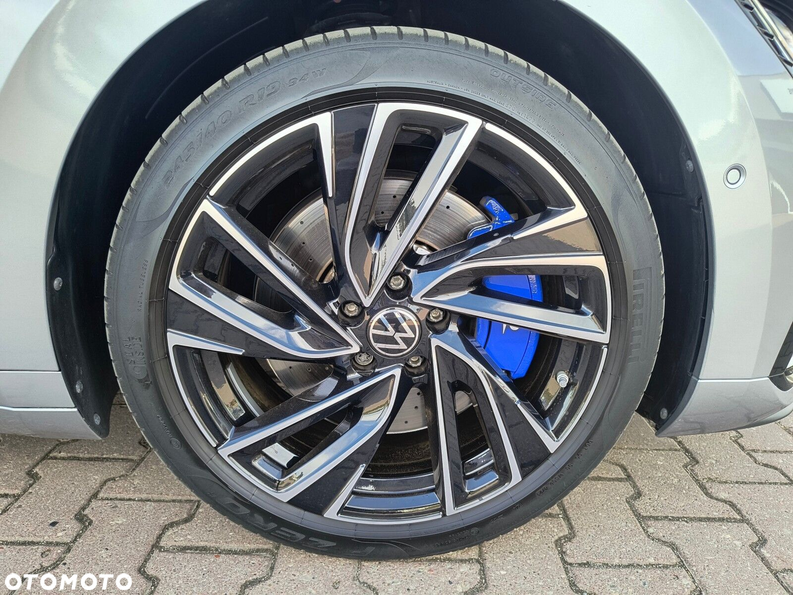 Volkswagen Arteon 2.0 TSI 4Motion R DSG - 11