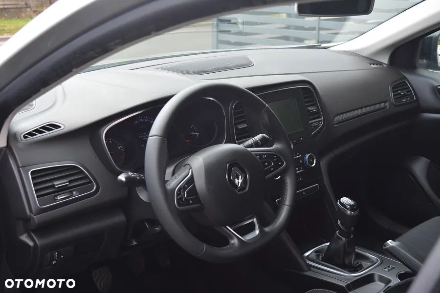 Renault Megane 1.5 Blue dCi Limited - 7