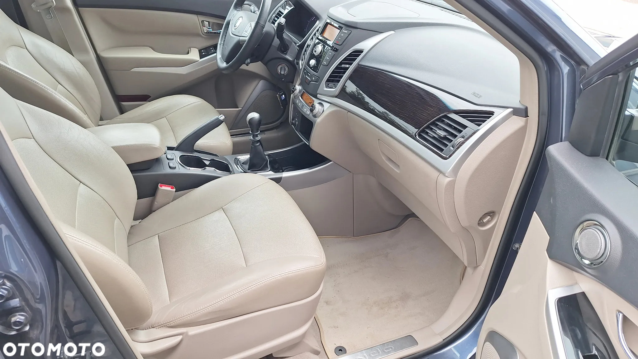 SsangYong/KGM Korando 2.0 E-XDi DPF 4WD Quartz - 8
