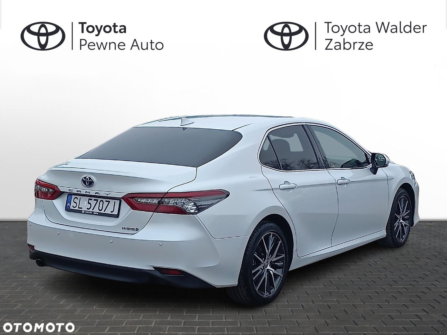 Toyota Camry 2.5 Hybrid Executive CVT - 10