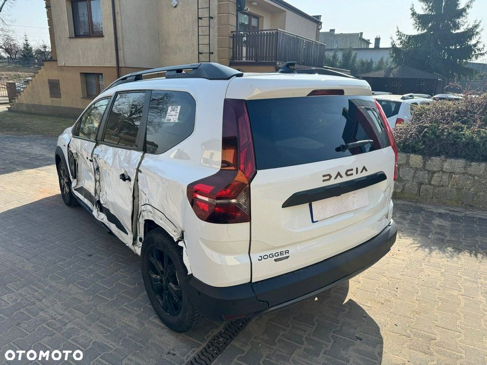 Dacia Jogger 1.6 Full Hybrid 140 Extreme MMT - 6