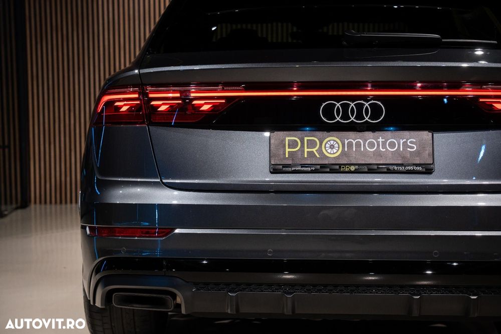 Audi Q8 - 18