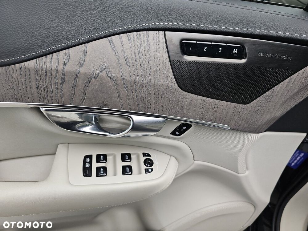 Volvo XC 90 B5 D AWD Ultimate Bright 7os - 14