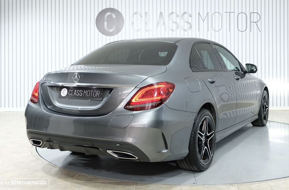 Mercedes-Benz C 300 - 8