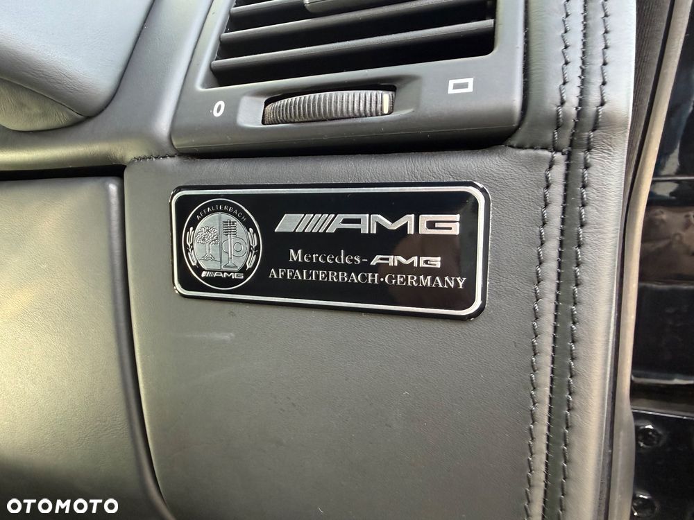 Mercedes-Benz Klasa G AMG 63 AMG SPEEDSHIFT 7G-TRONIC Edition 463 - 33