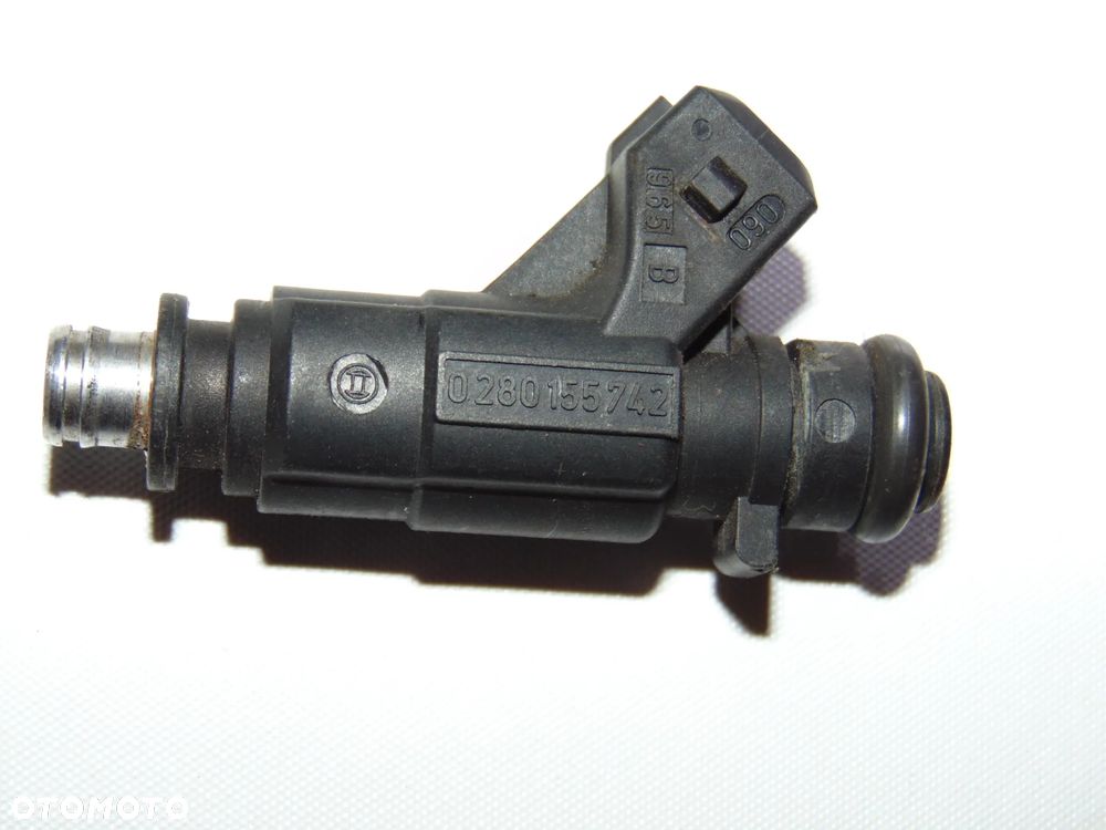 KOMPLET wtryski wtrysk wtryskiwacz paliwa 0280155742 A1120780049 Mercedes W202 W210 C E S Klasa CLK W208 ML W163 W220 benzyna 2.4 2.8 3.2 V6 - 8