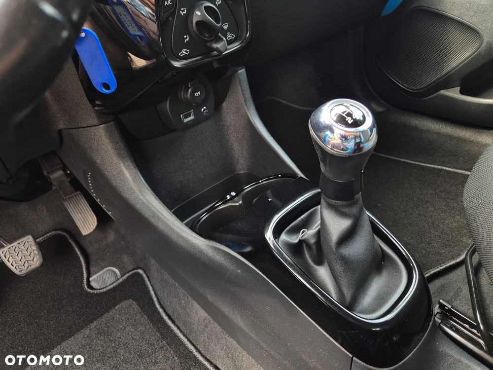 Toyota Aygo 1.0 VVT-i Sprint EU6 - 33