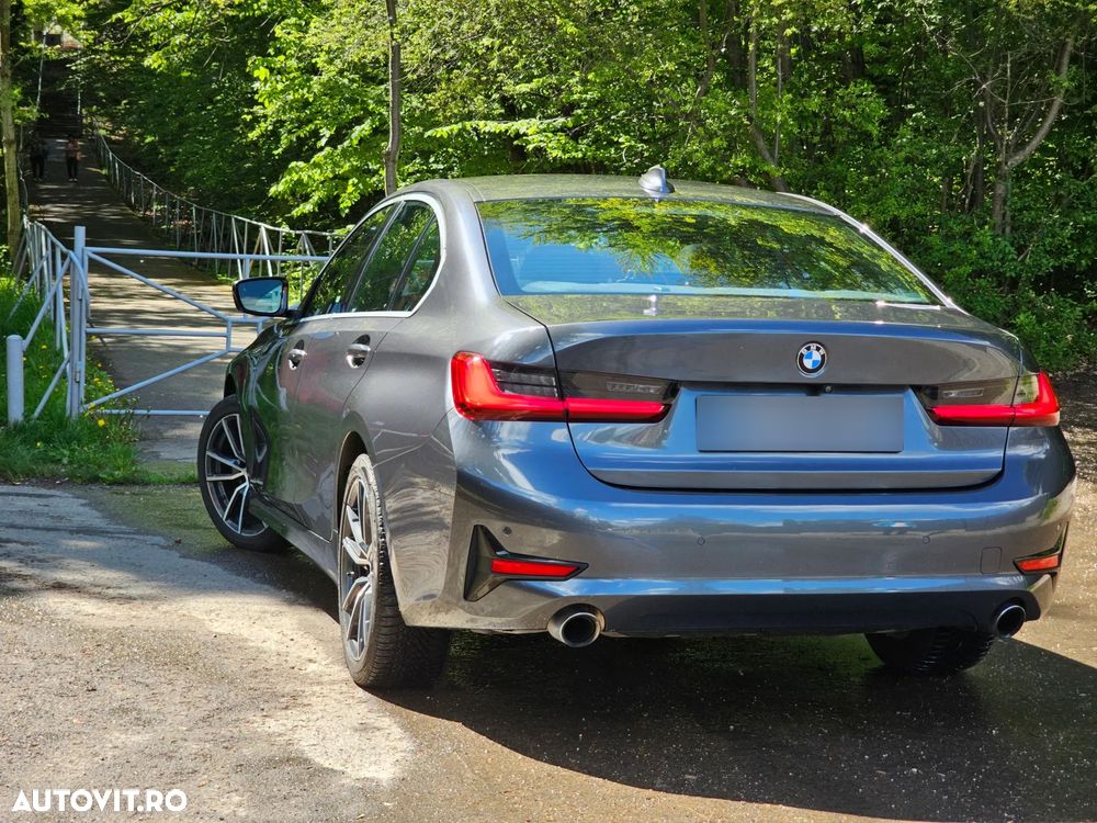 BMW Seria 3 330i Aut. Sport Line - 5