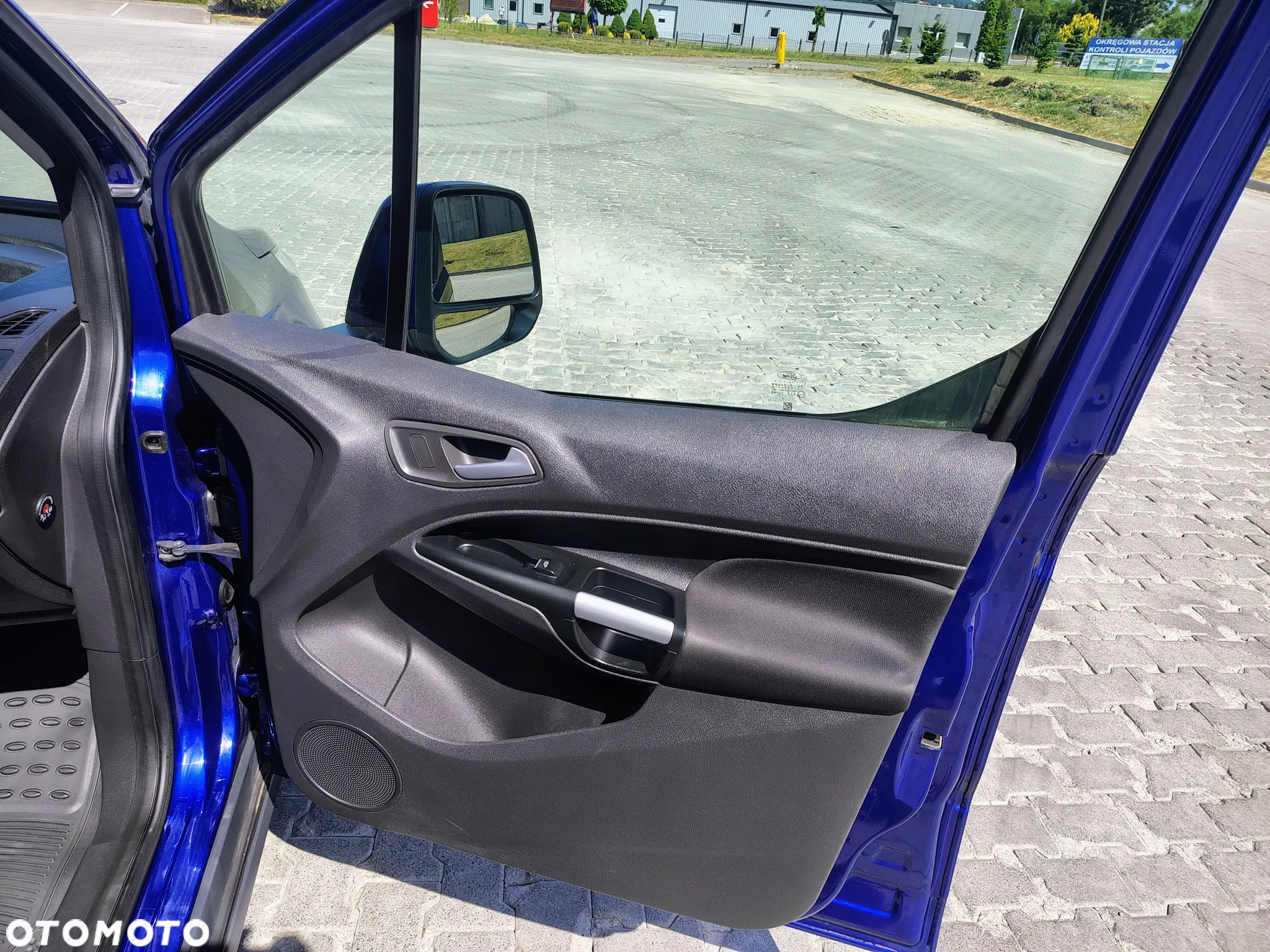 Ford Tourneo Connect Grand - 19