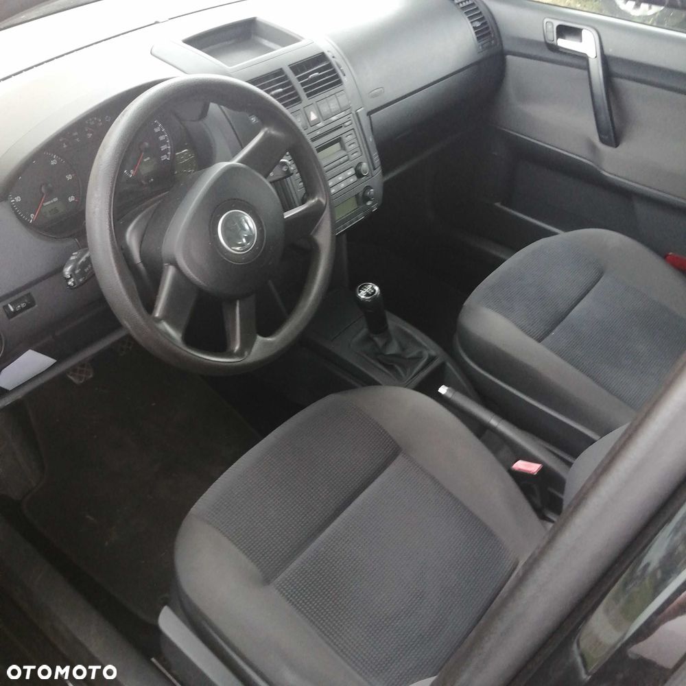 Volkswagen Polo - 5