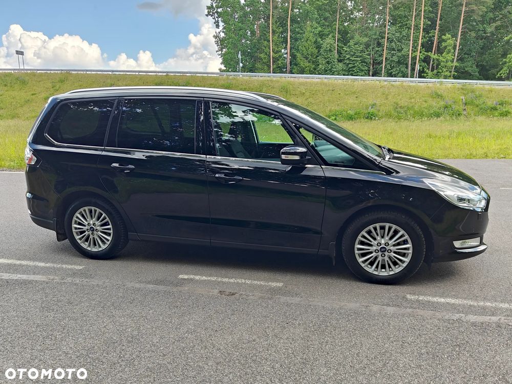 Ford Galaxy - 12