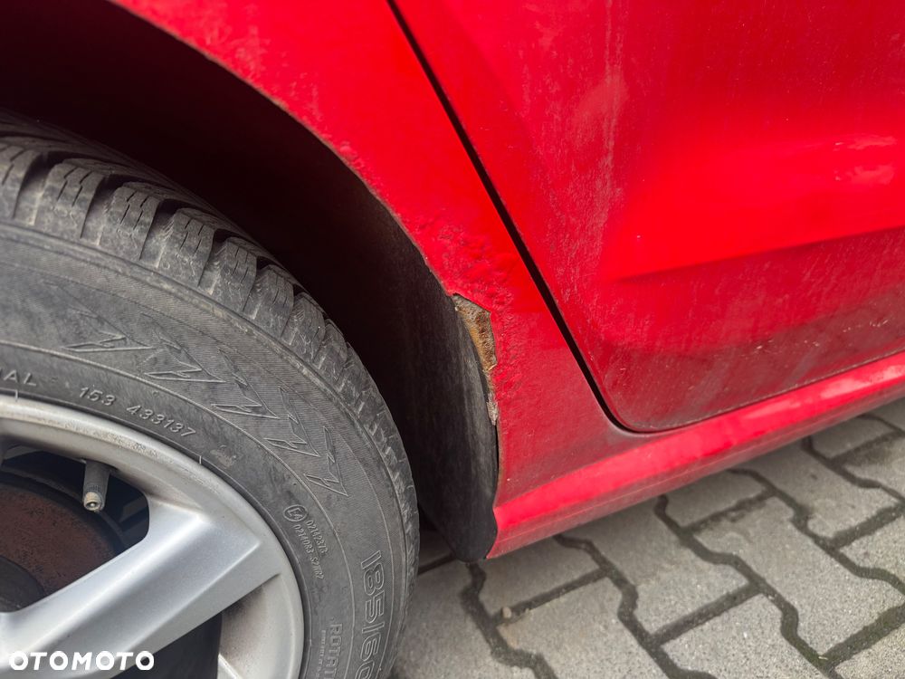 Volkswagen Polo 1.2 TSI DSG Style - 5