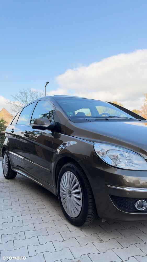 Mercedes-Benz Klasa B 180 CDI Autotronic Special Edition - 11