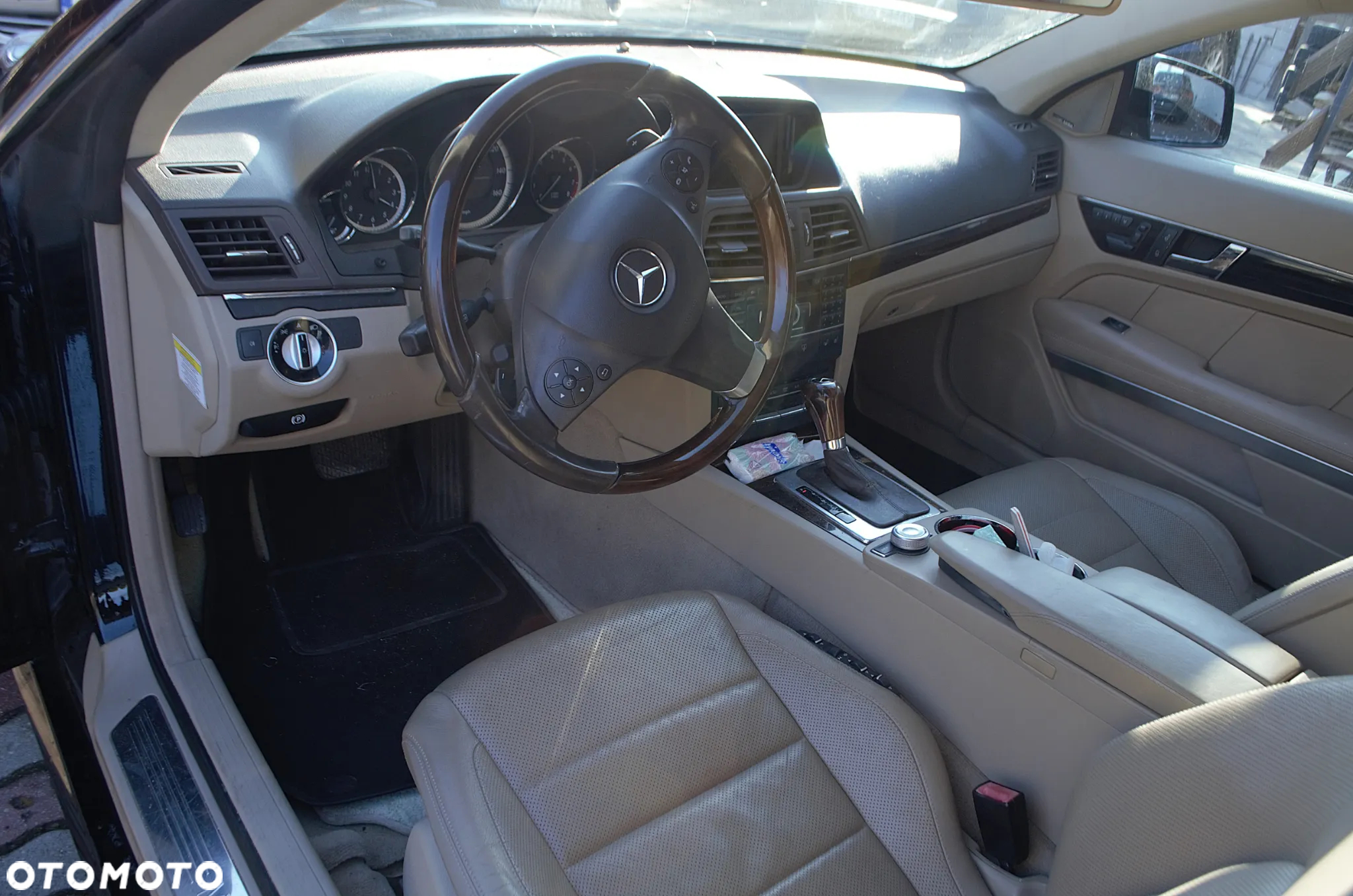 Mercedes-Benz Klasa E 500 Coupe 7G-TRONIC Avantgarde - 12