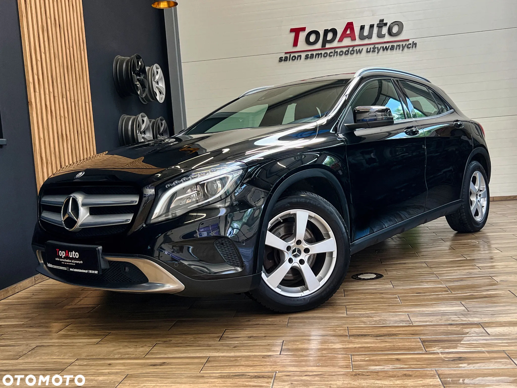 Mercedes-Benz GLA 250 7G-DCT - 11