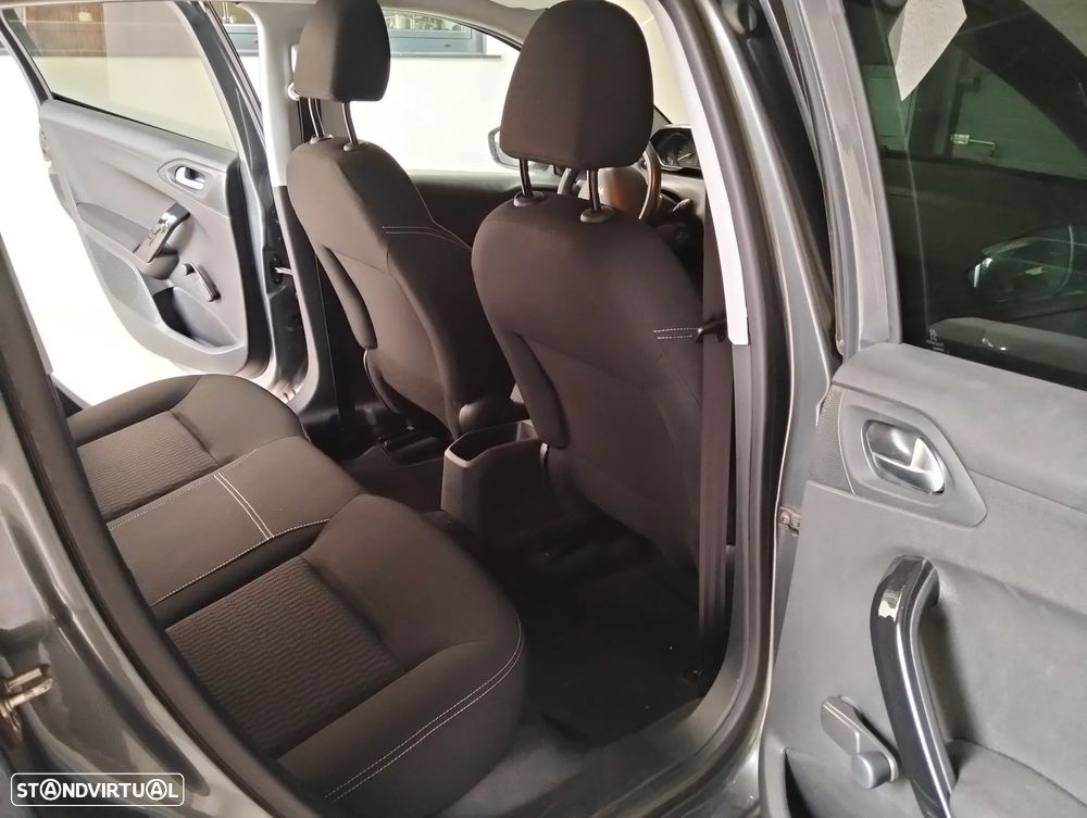 Peugeot 208 1.2 PureTech Style - 5