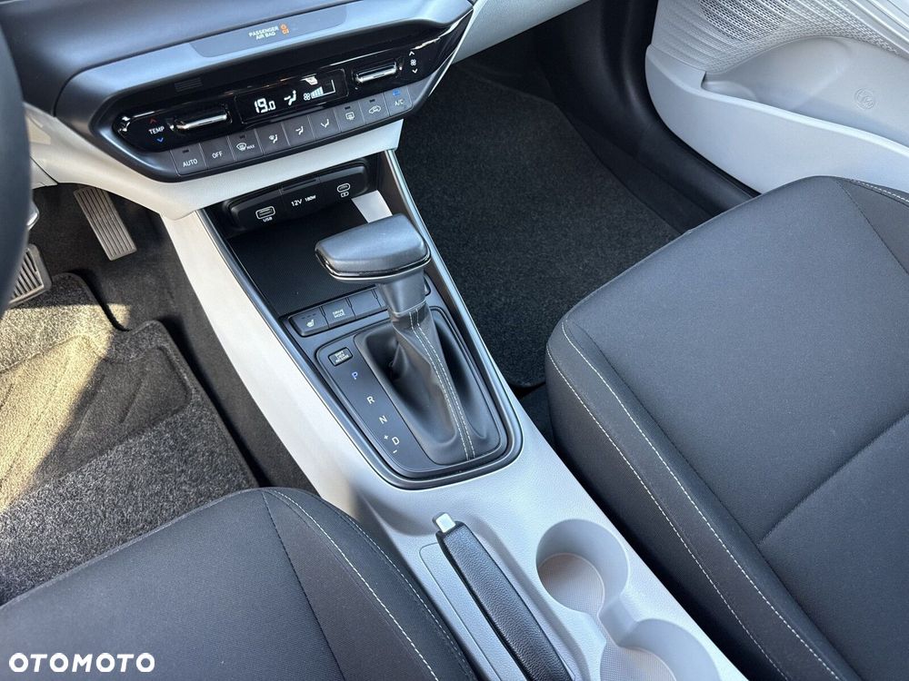 Hyundai i20 1.0 T-GDi Modern DCT - 16