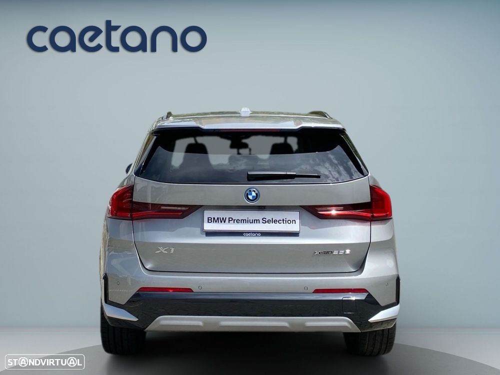 BMW X1 xDrive25e xLine - 23