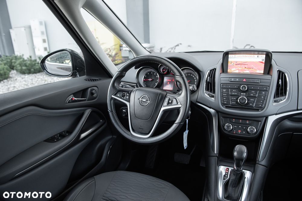 Opel Zafira - 27