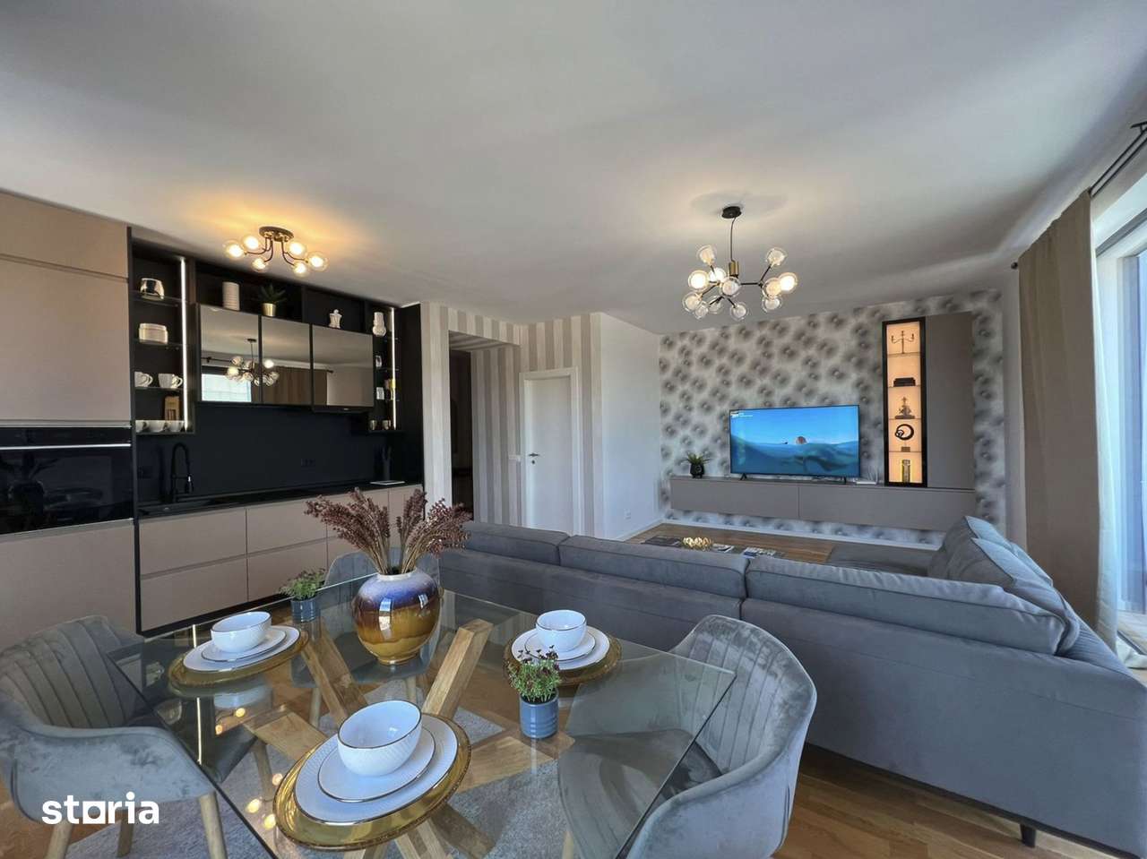 Apartament cu 4 camere în Baneasa: Lumina si spatiu - Imagine principală: 4/13