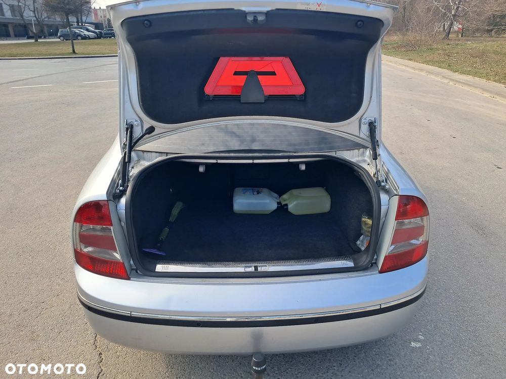 Skoda Superb 2.0 TDI DPF Comfort - 7