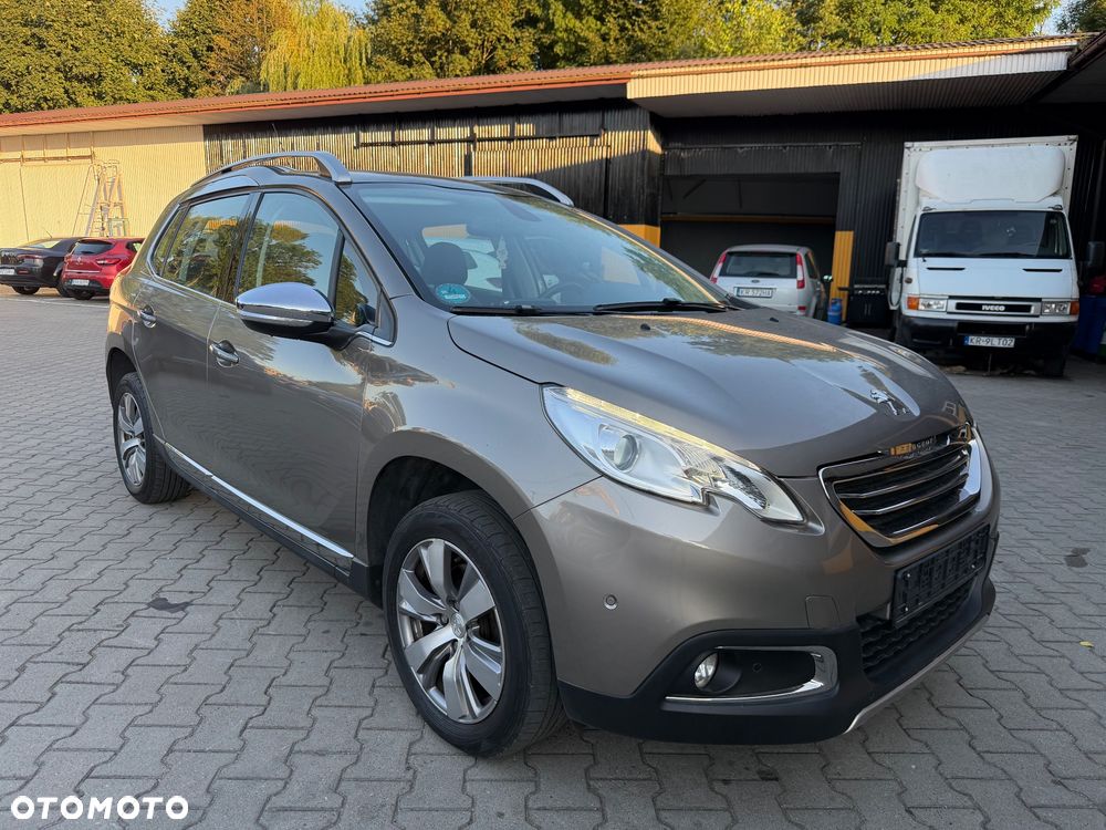 Peugeot 2008 120 VTI Allure - 3