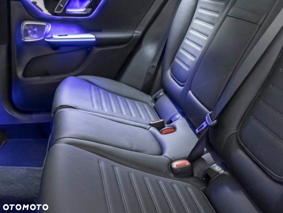 Mercedes-Benz GLC - 9