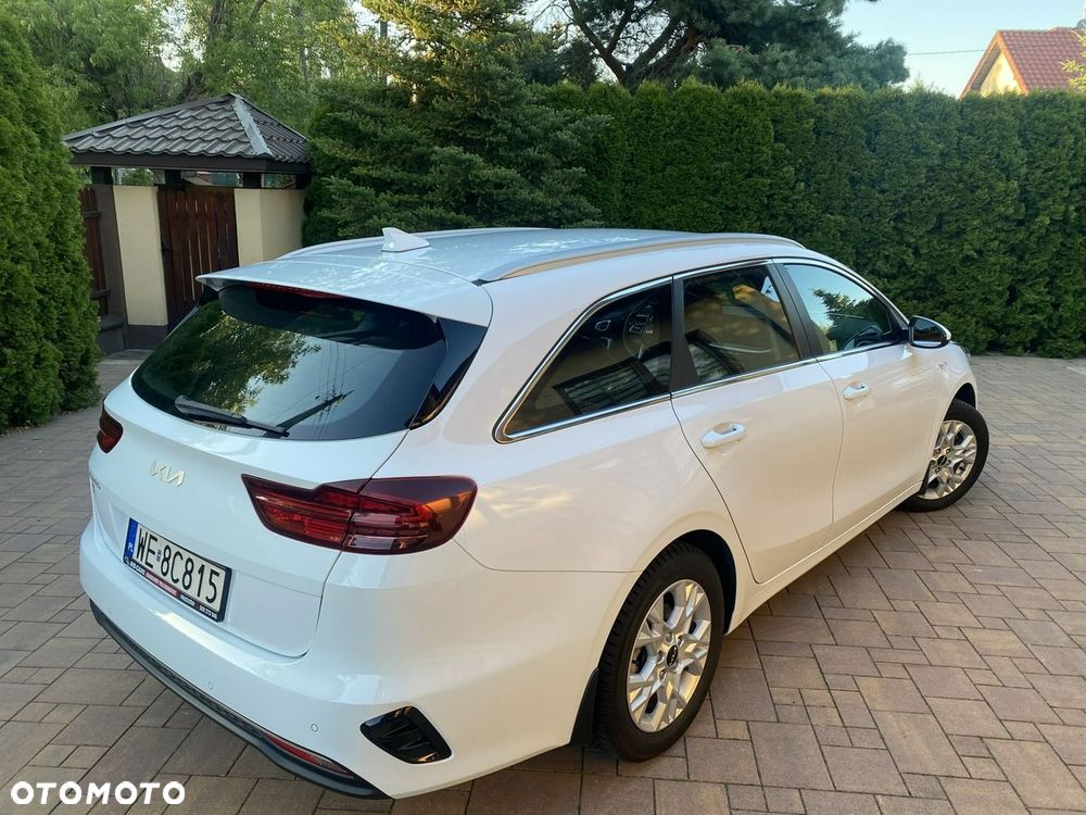 Kia Ceed 1.5 T-GDI M - 10