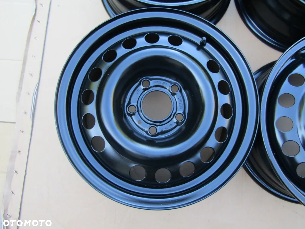 4x NOWE Felgi 15 Opel Meriva A B Zafira A Astra H III Vectra B / 6j 5x110 ET43 - 9
