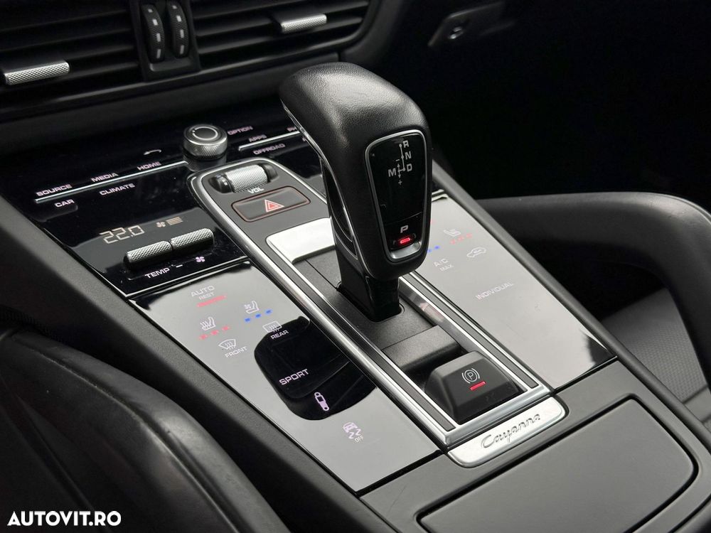 PORSCHE Cayenne 2018 — imagine 15
