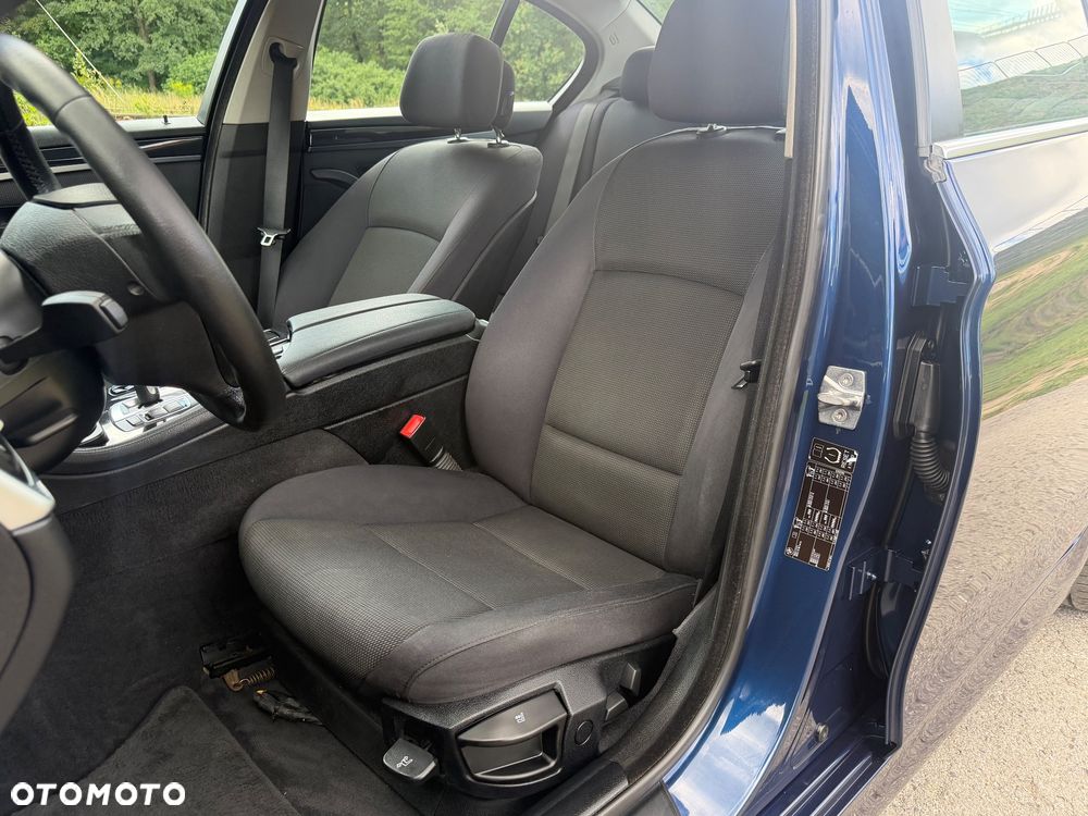 BMW Seria 5 520i - 16