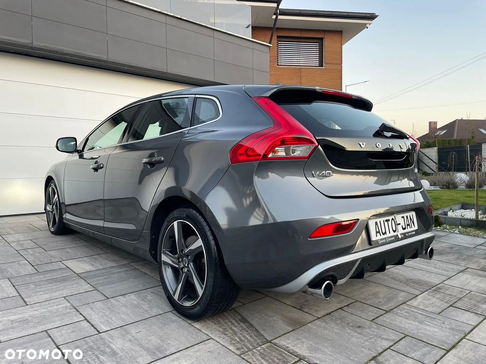 Volvo V40 D2 R Design - 7