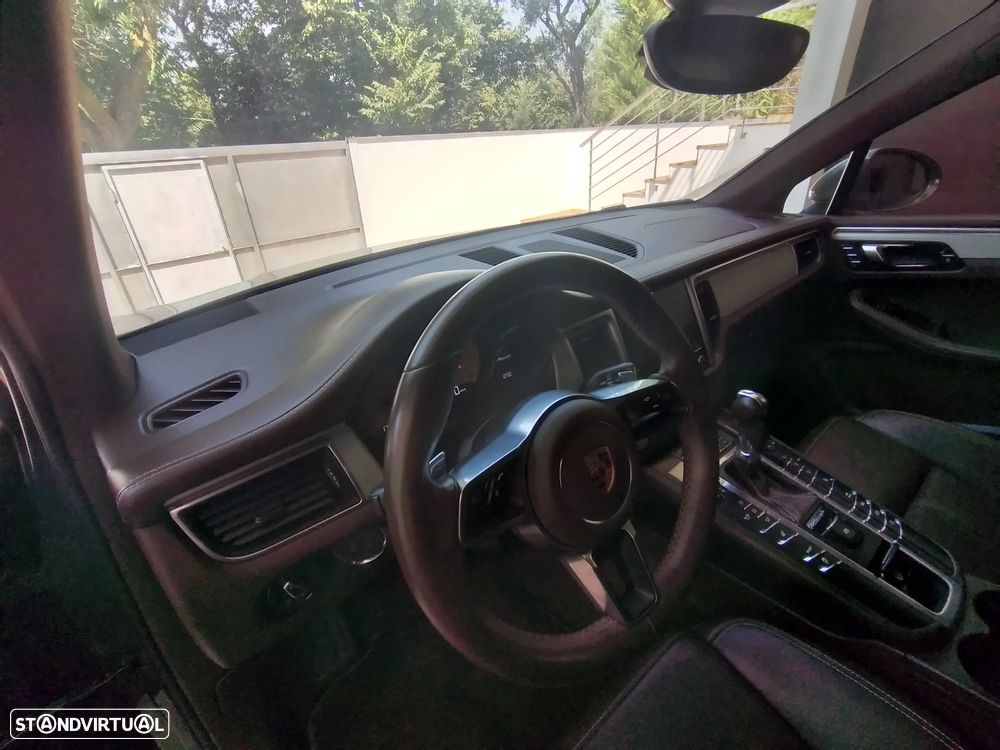 Porsche Macan Standard - 9