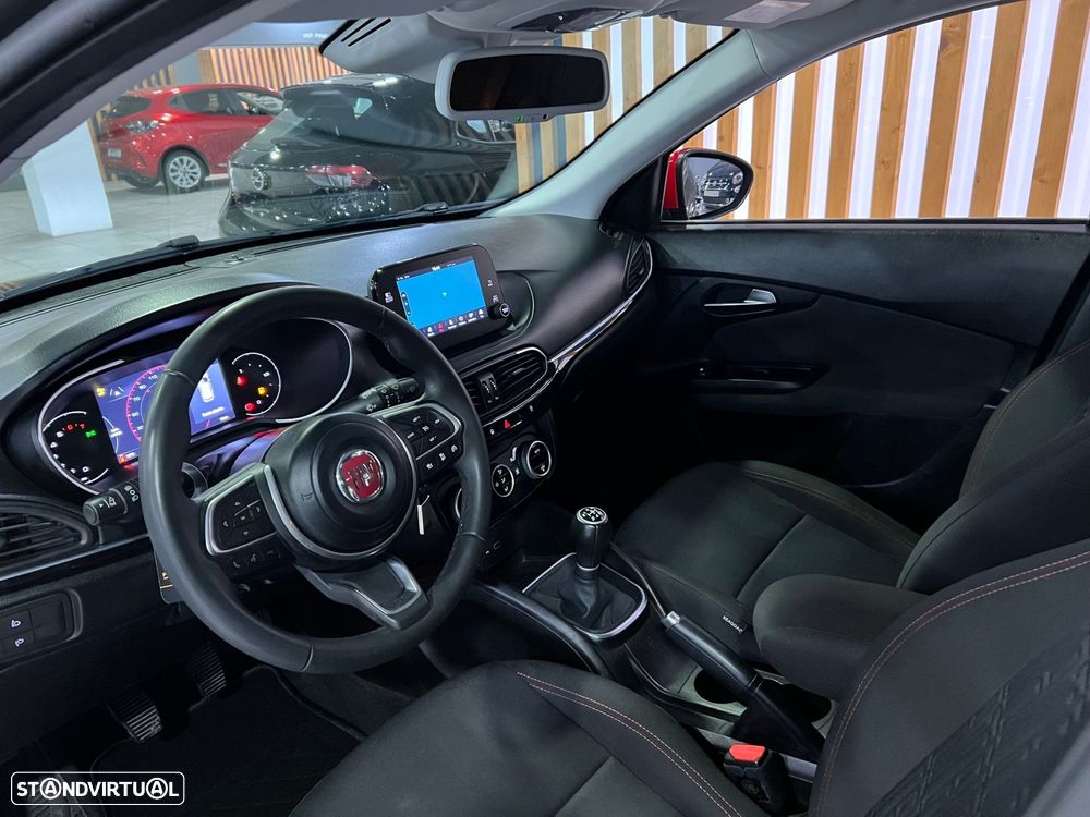 Fiat Tipo Cross 1.0 GSE T3 - 19