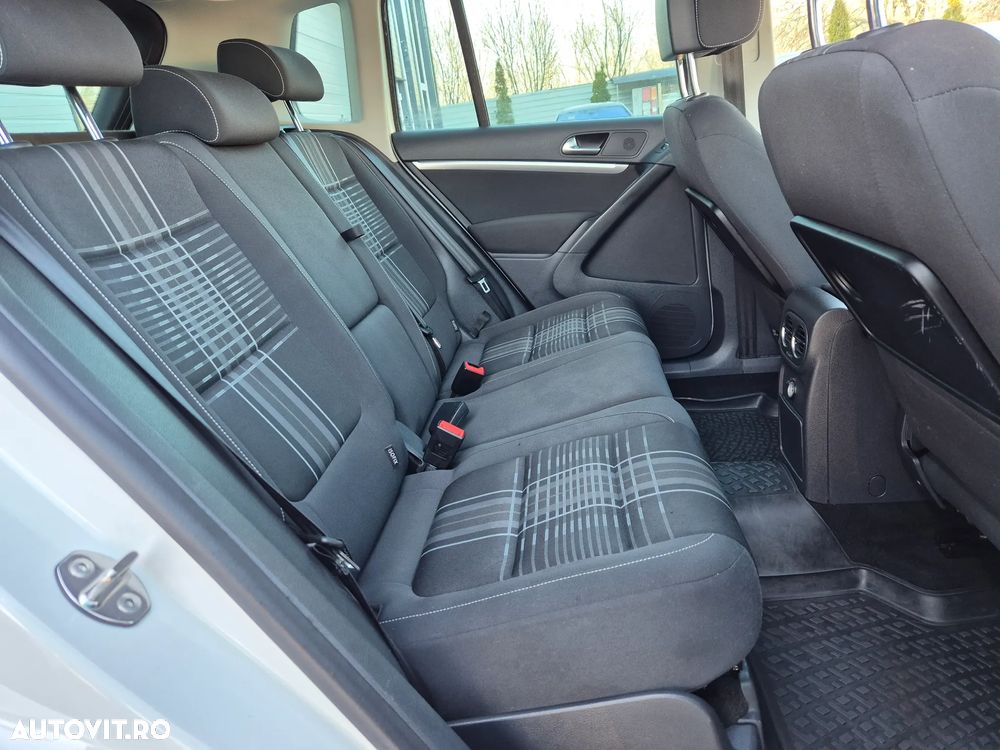 Volkswagen Tiguan 2.0 TDI DPF 4Motion DSG Lounge Sport & Style - 18