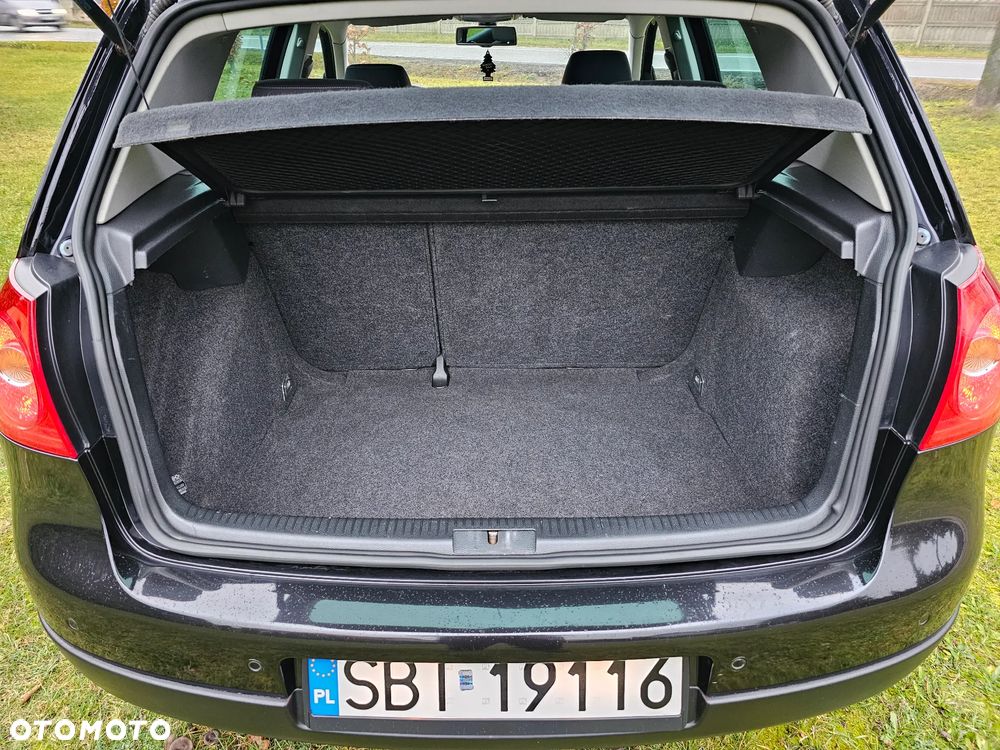 Volkswagen Golf V 1.9 TDI Trendline - 12