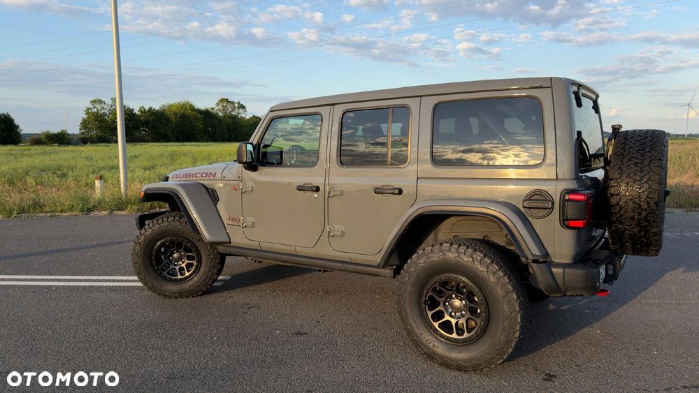 Jeep Wrangler - 5