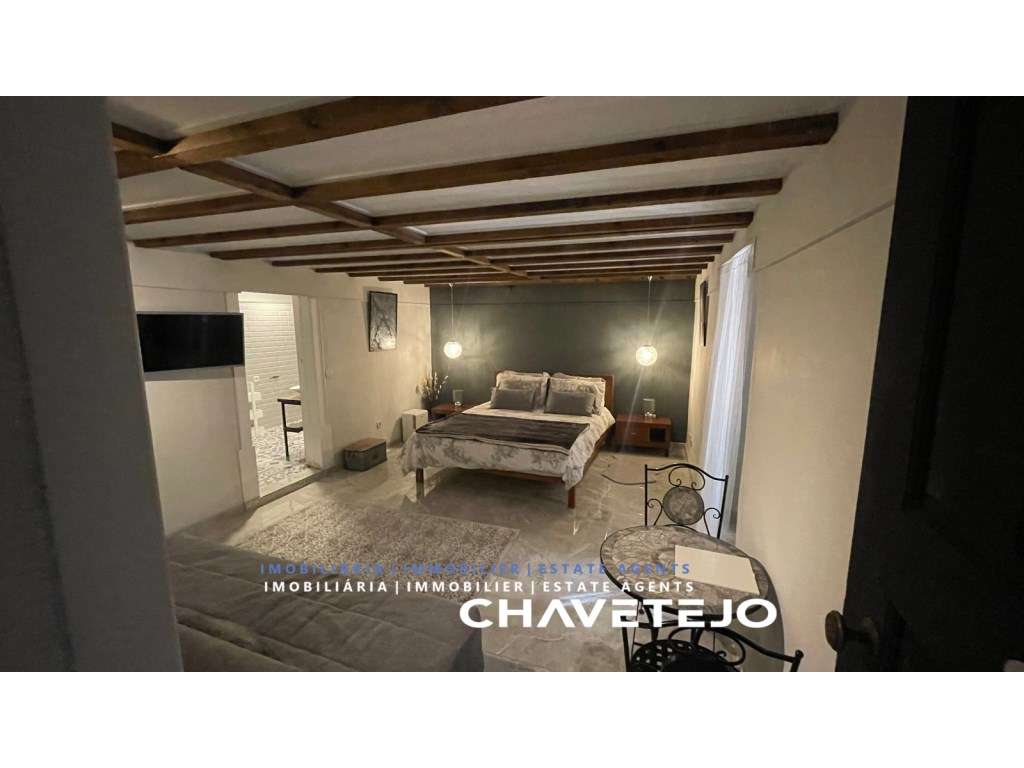 Casa senhorial T6/7 com terreno, poço pátio com piscina e vários an... - Grande imagem: 3/58