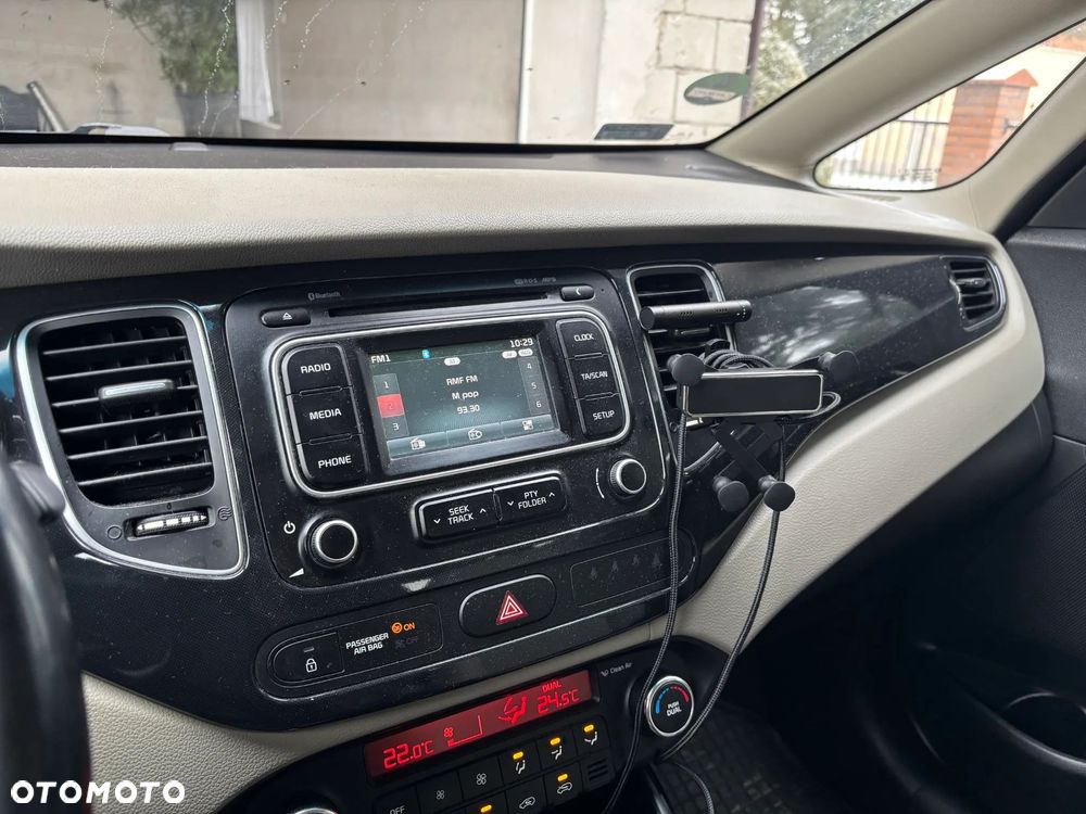 Kia Carens 1.7 CRDi L - 4