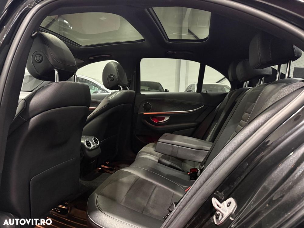 Mercedes-Benz E 220 d 4MATIC 9G-TRONIC AMG Line - 11