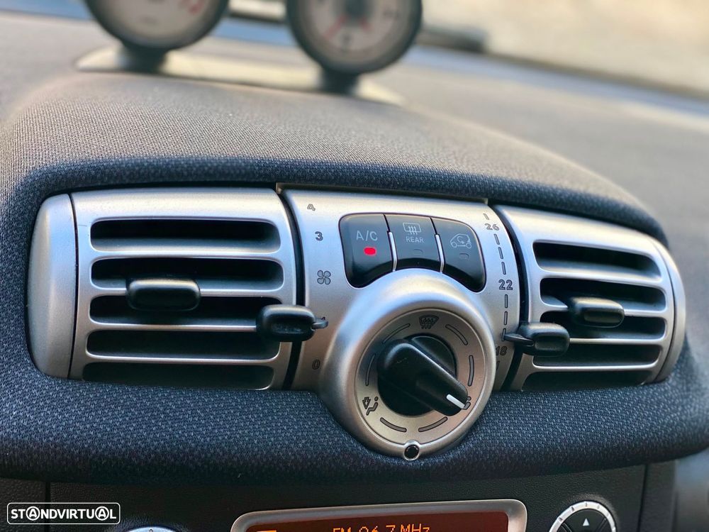 Smart ForTwo Coupé 1.0 mhd Pulse 71 - 16