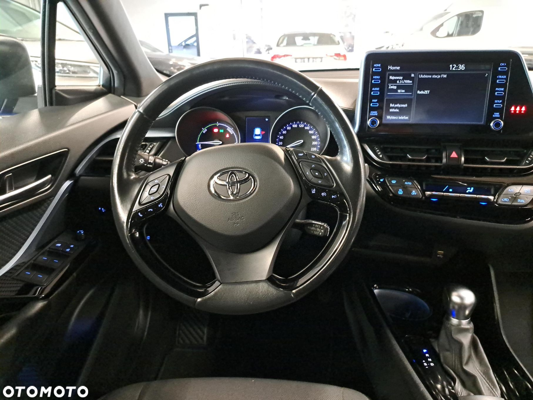 Toyota C-HR - 12