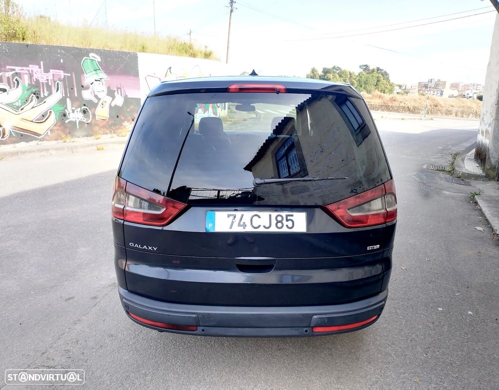 Ford Galaxy 2.0 TDCi Ghia - 14