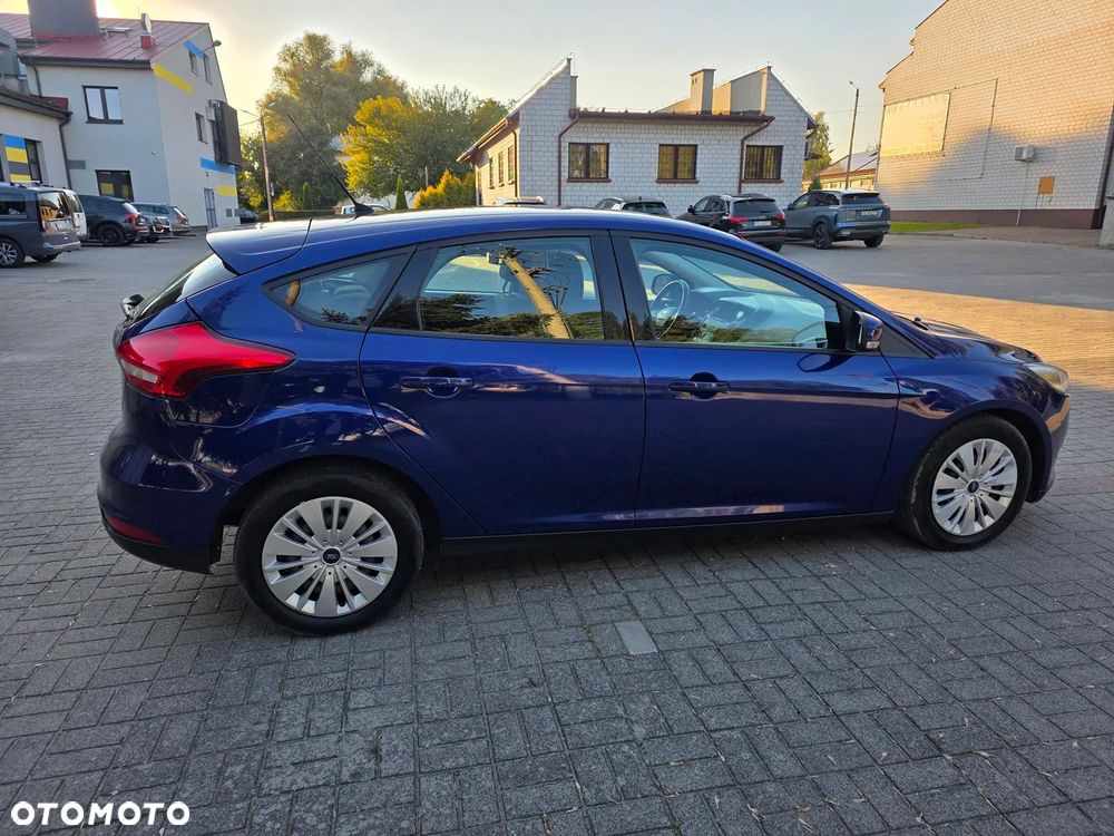 Ford Focus 1.0 EcoBoost Active Business - 3